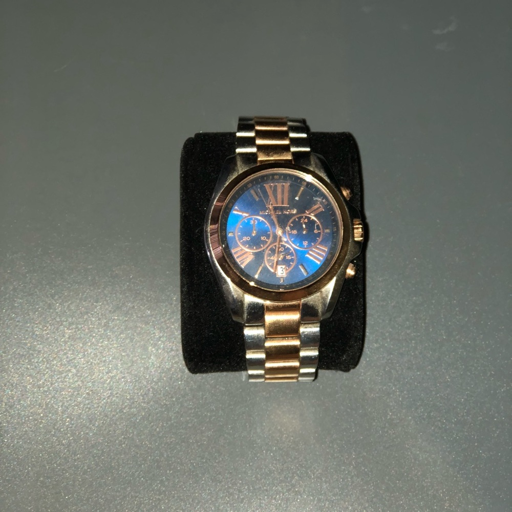 3 Michael Kors watches for $350 - Picture 3 of 4